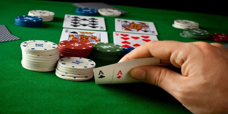 Tìm hiểu về bài poker là gì